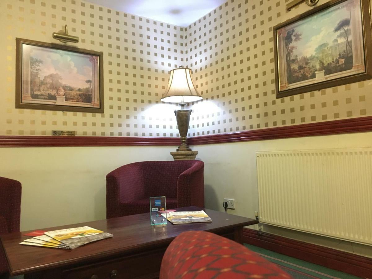 Cedar Tree Hotel Rugeley Luaran gambar