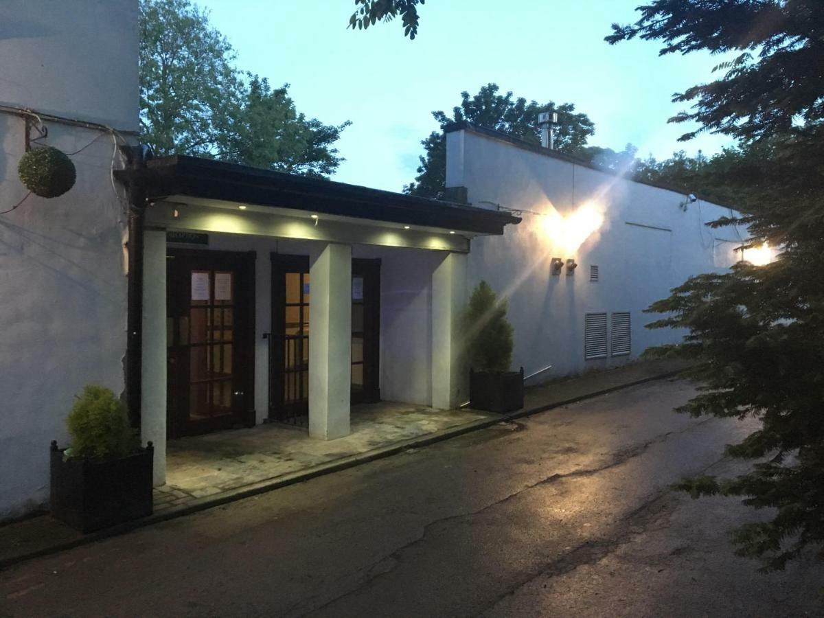 Cedar Tree Hotel Rugeley Luaran gambar